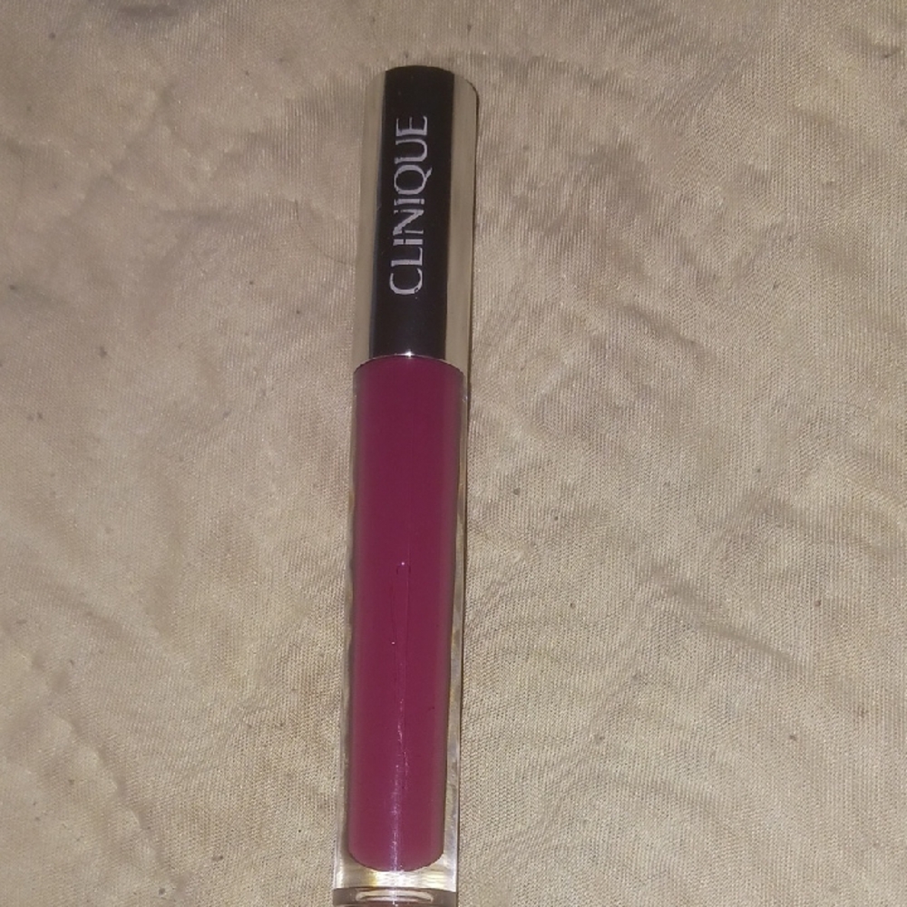 Clinique Creamy Lip Gloss